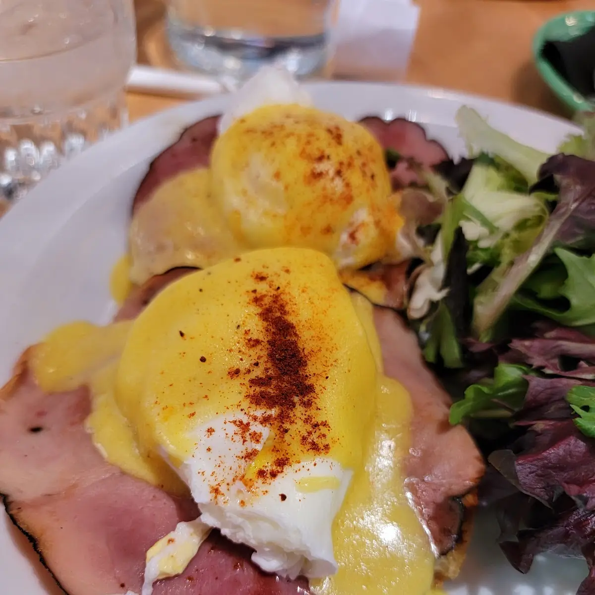 Eggs Benedict
