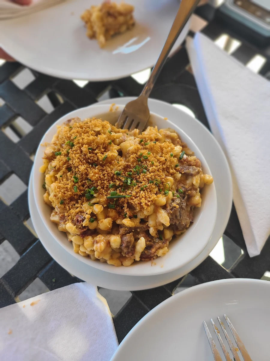 Burnt End Spätzle & Cheese