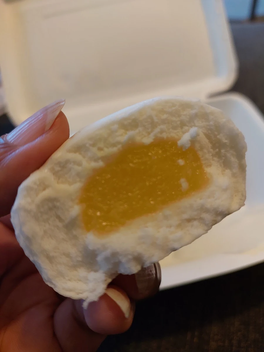 Egg Yolk Custard Bun, Super Bun