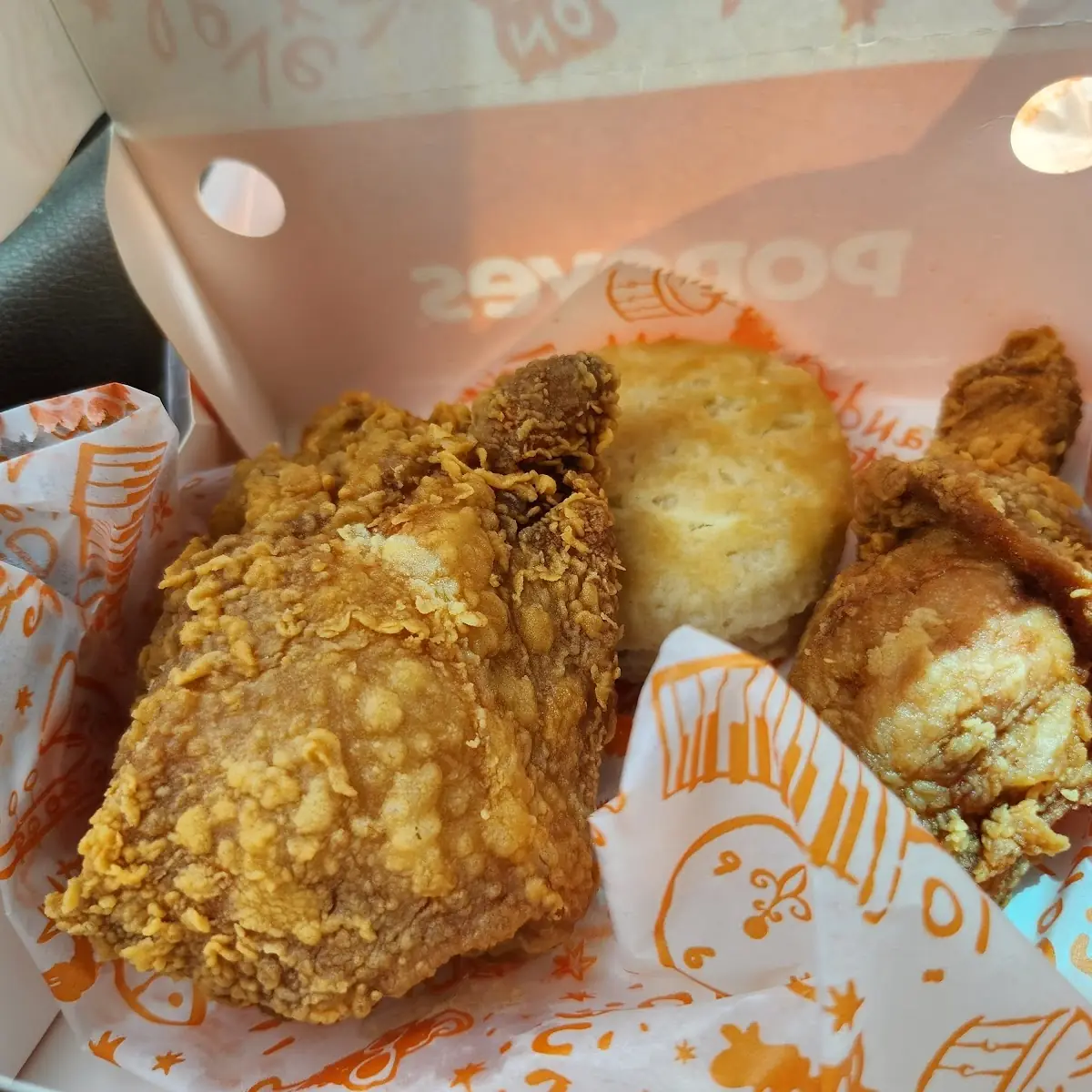Fried Chicken and Mashed Potatoes with Gravy