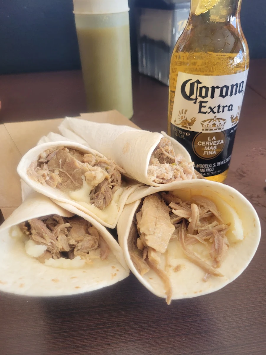 Tacos de Cerdo Y Cerveza