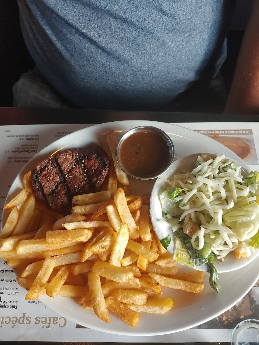 Filet Mignon 5oz, Brasserie Daniel Lapointe Victoriaville