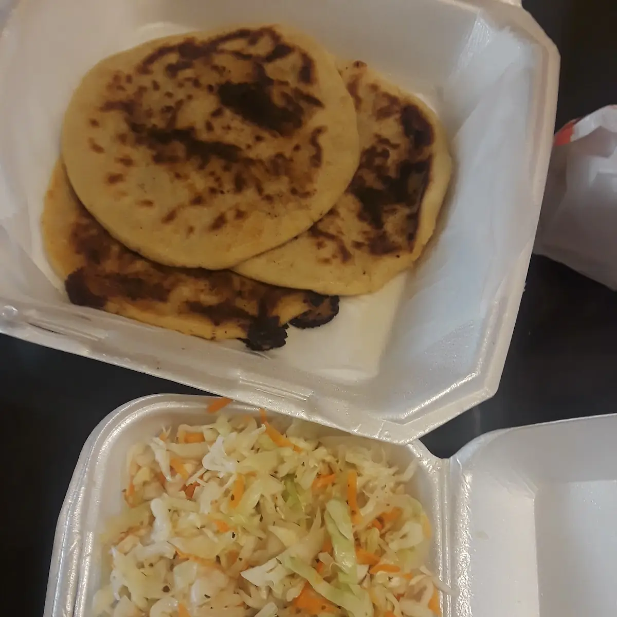Pupusas Revueltas