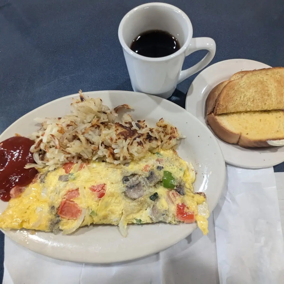 Vegetable Omelette with Hash Browns