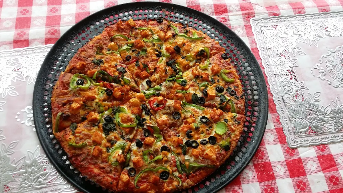 Highlights, PIZZA SARDIS