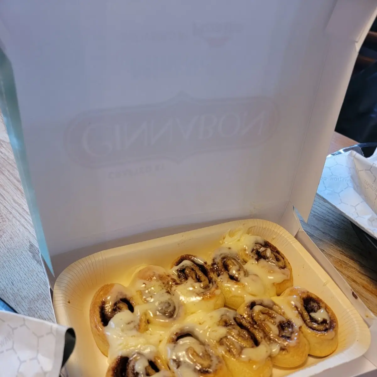 Cinnabon Mini Rolls