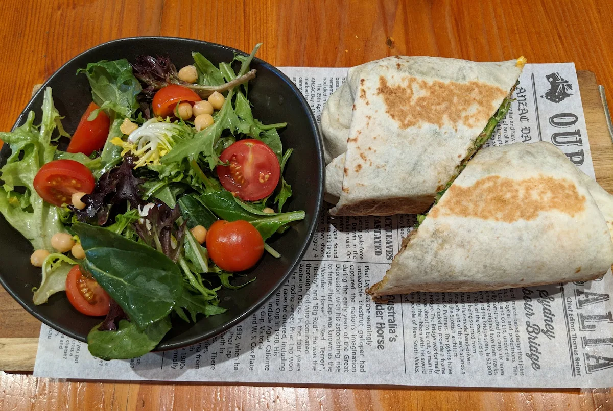 Pulled Pork Wrap with Salad