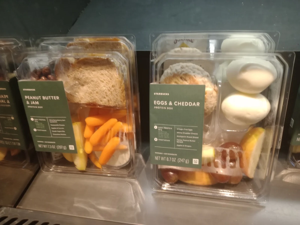 Eggs & Cheddar Protein Box