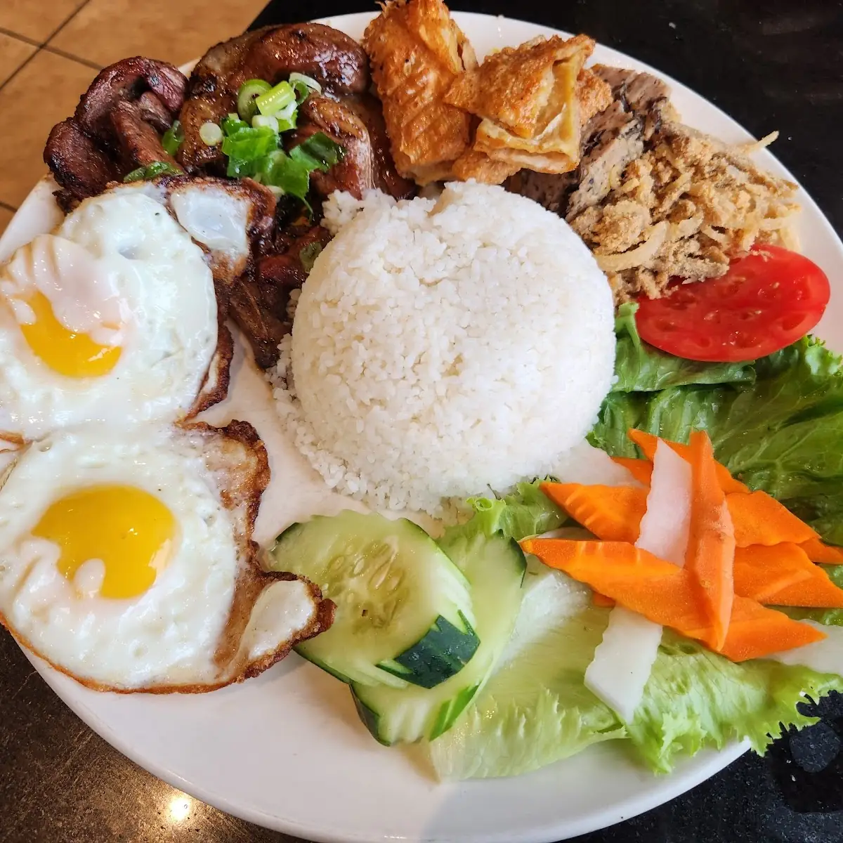 Com DAC Biet- House Special Rice Plate