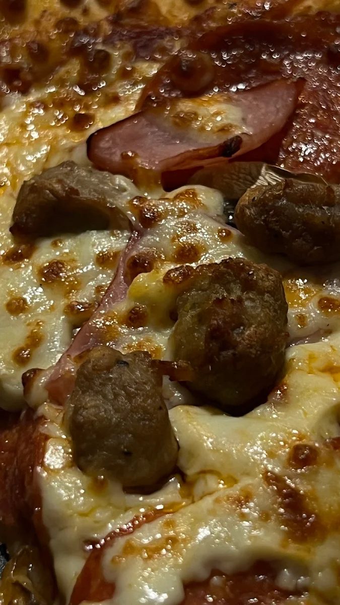 Meatzza, Domino's Pizza
