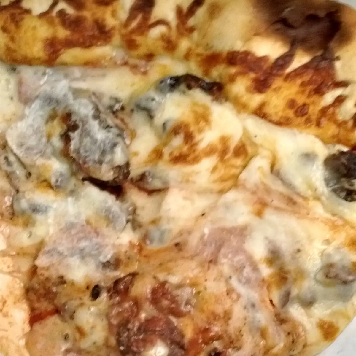 Jerk Chicken Pizza