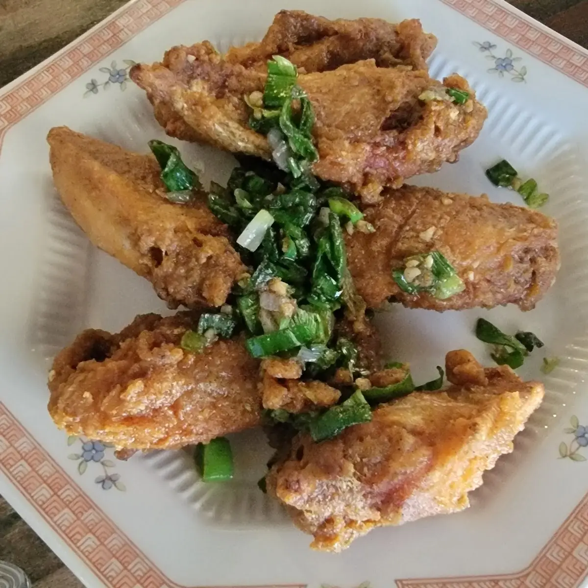 Hut Chicken Wings