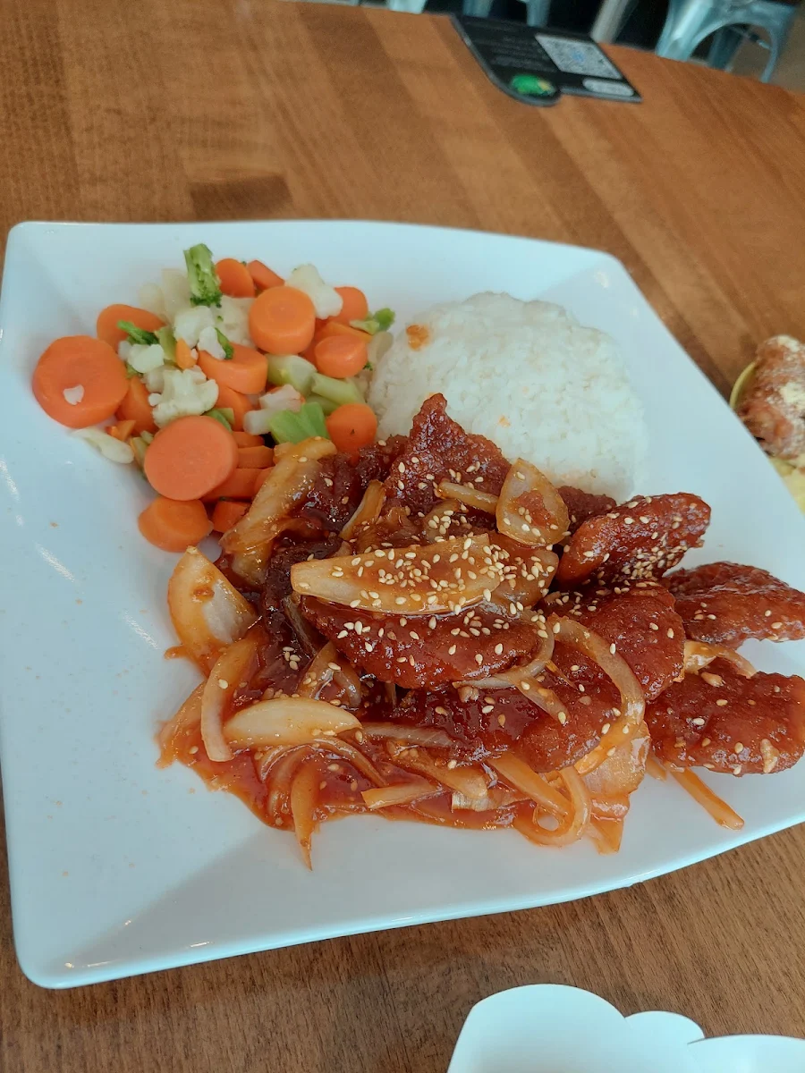 Honey Sesame Fish Fillet with Rice & Veggie, Tea Funny