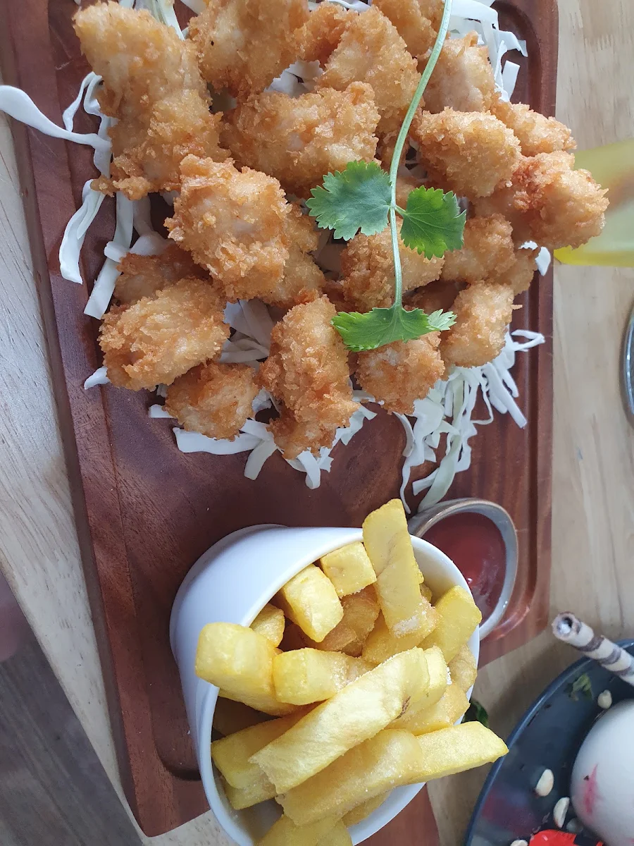 Popcorn Chicken Kids Meal, Victoria Elixir Coffee Roasters