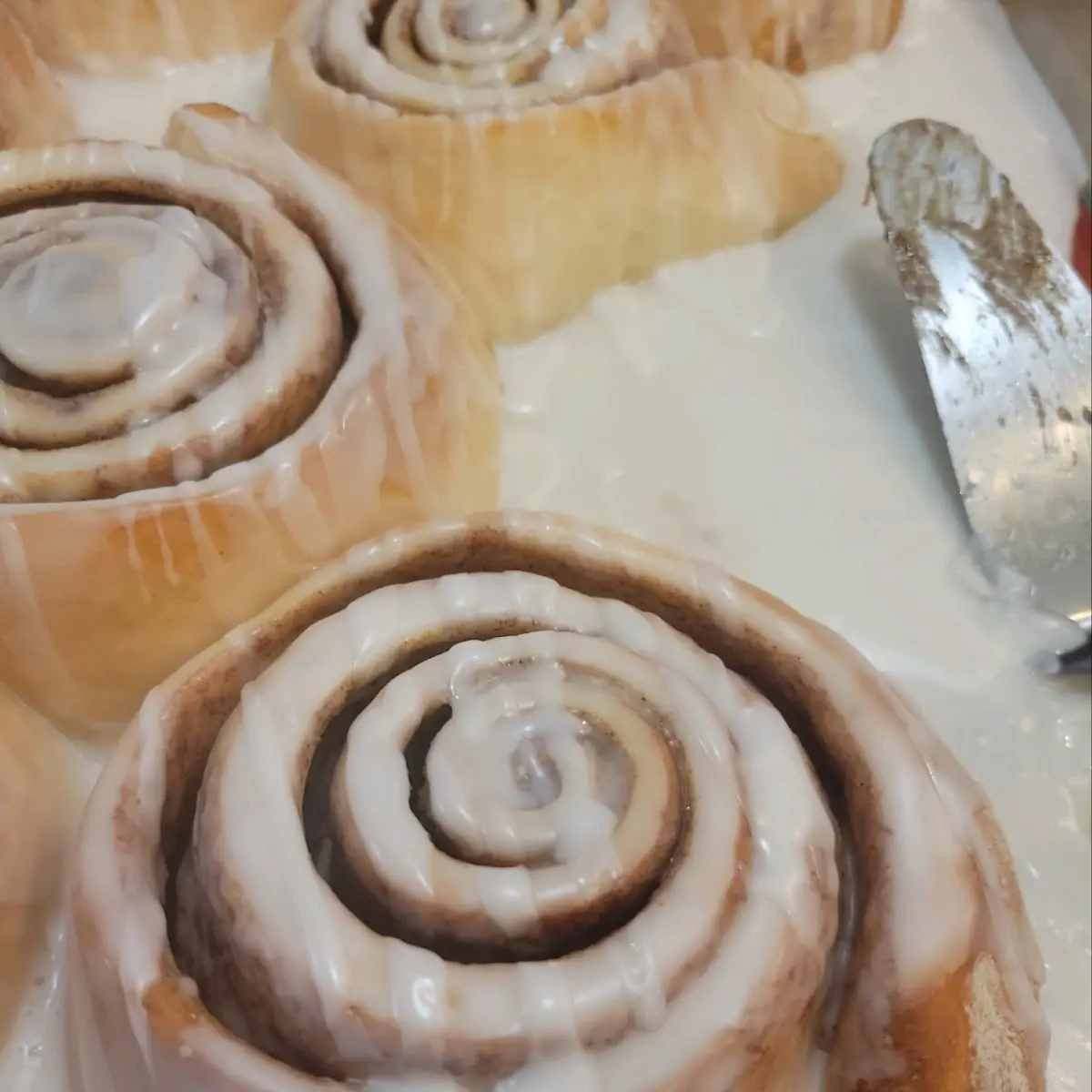 Cinnamon Roll Single