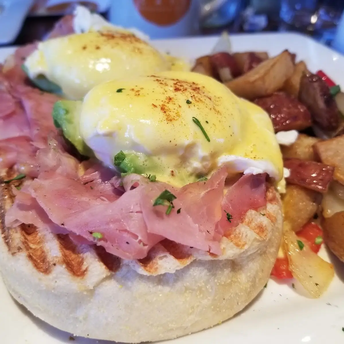 Eggs Benedict