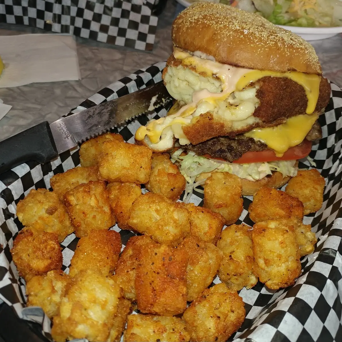 Burger with Mac and Cheese