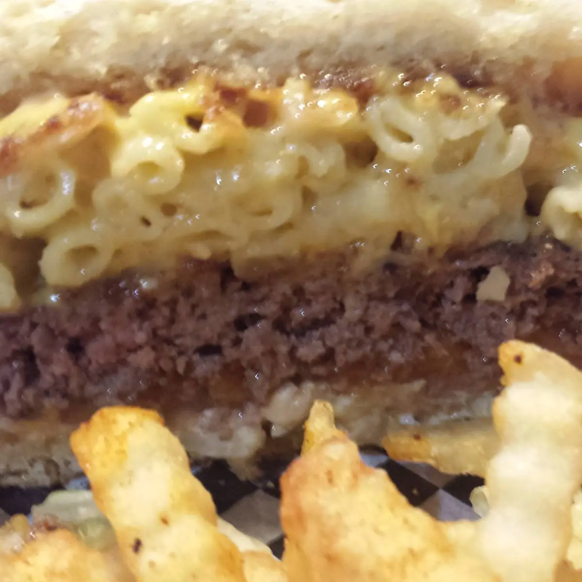 Mac N Cheese Burger