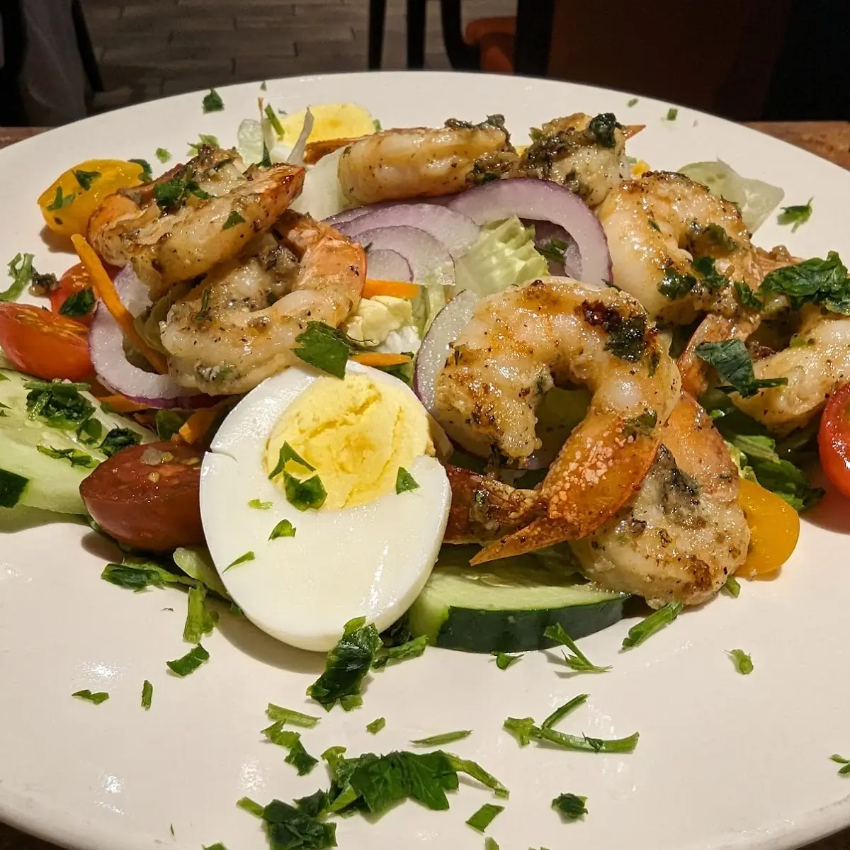 Green Salad with Shrimp
