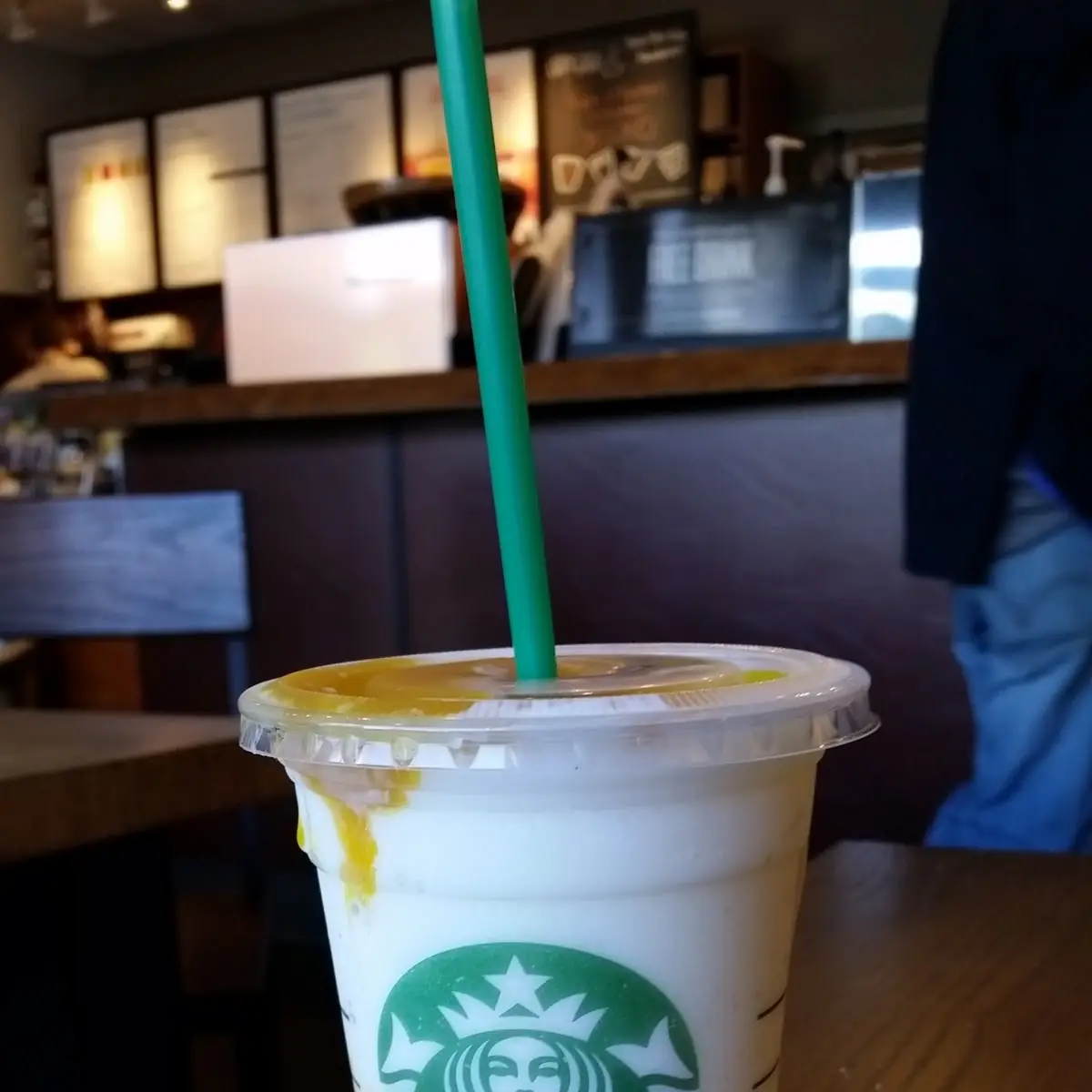 Mango Pineapple Creme