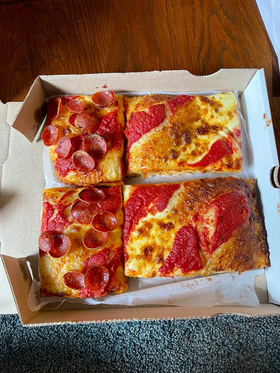 Pepperoni Pizza Slice