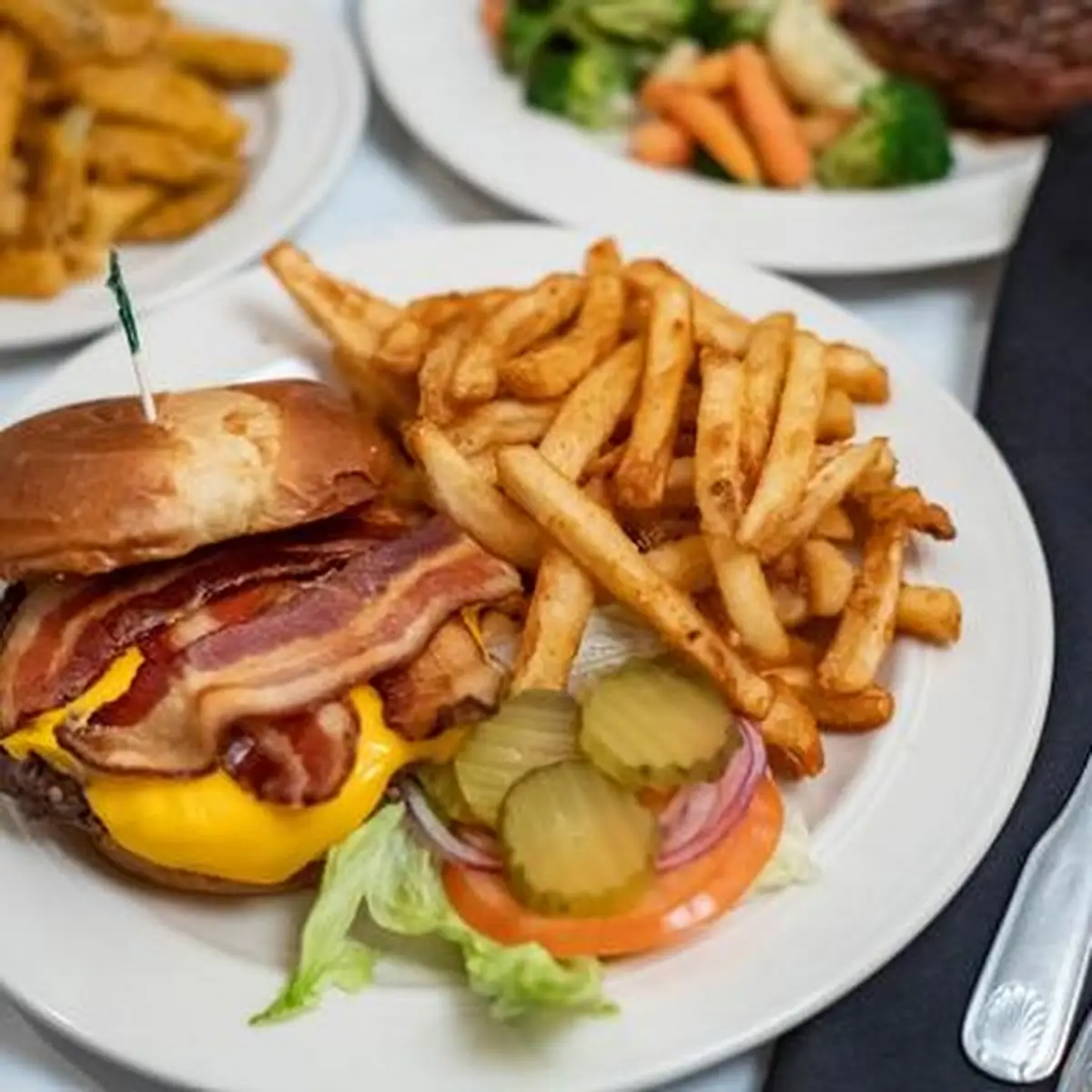 Chart House Burger