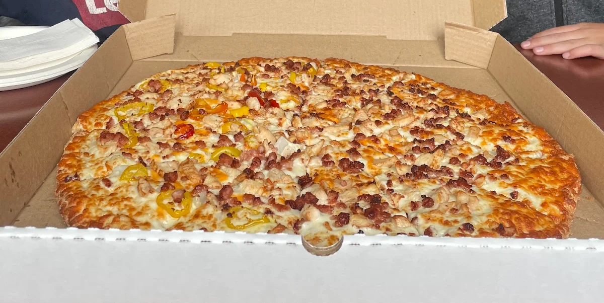 Highlights, Crowsnest Pass Pizza