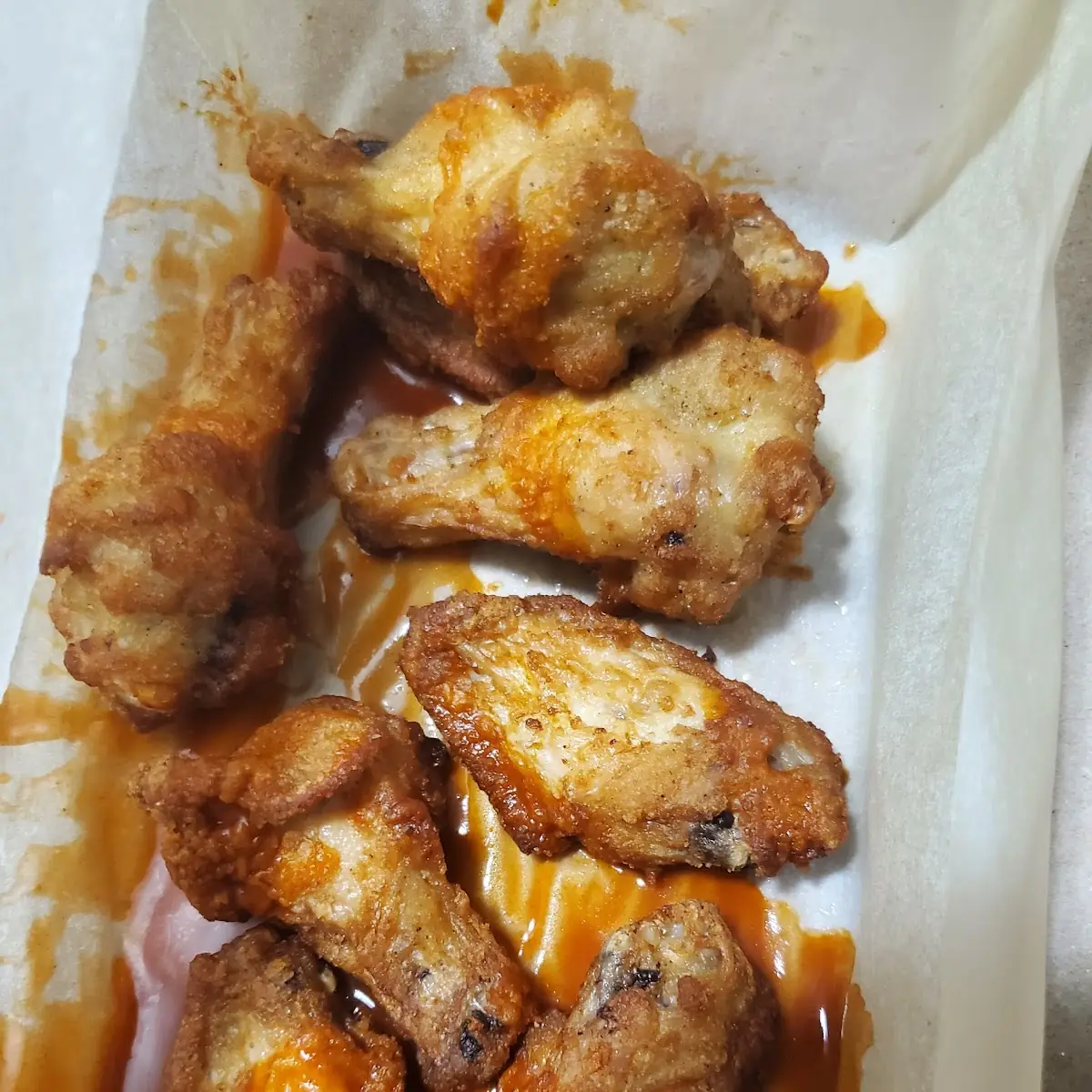 Chicken Wings with Hot Sauce