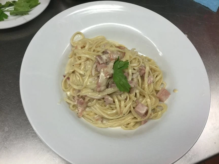 Linguine Carbonara, Fellini's - classic Italian cucina