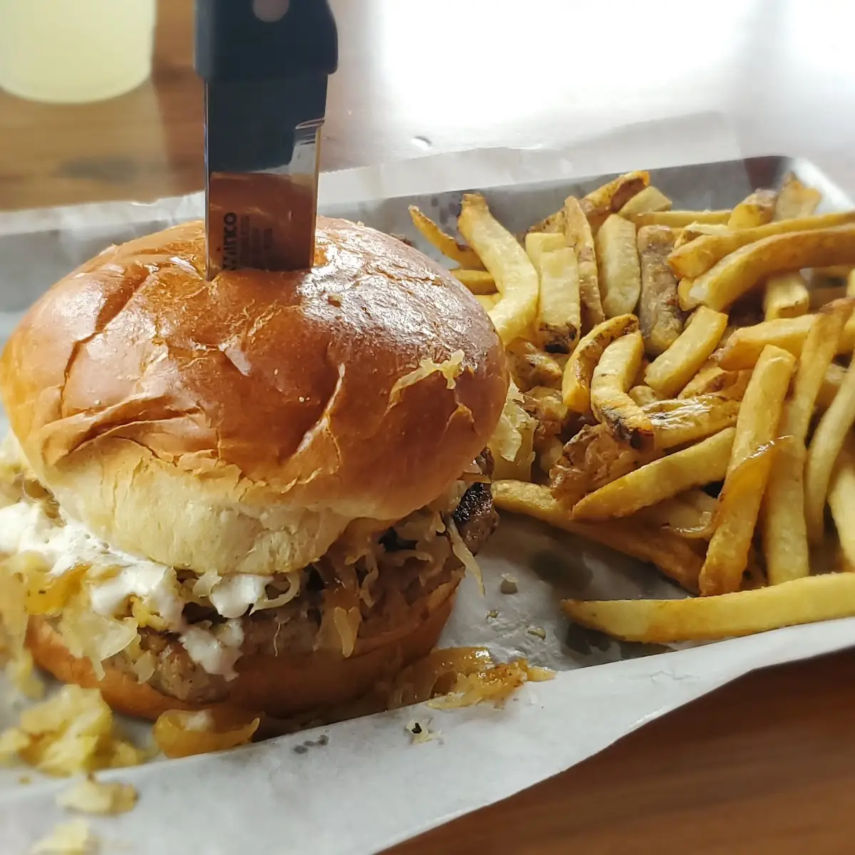 Brat Burger