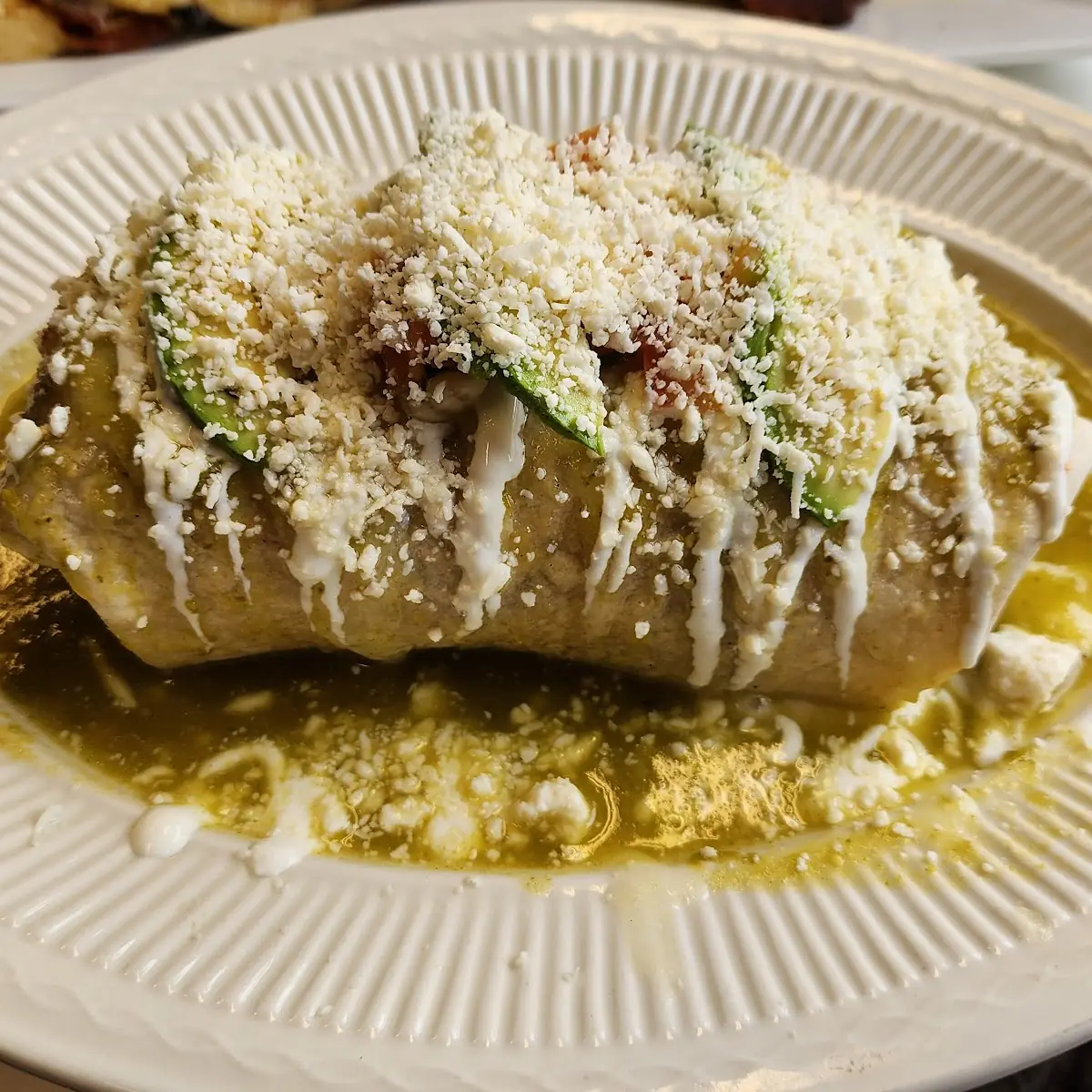 Burritos Ahogado En Salsa Verde