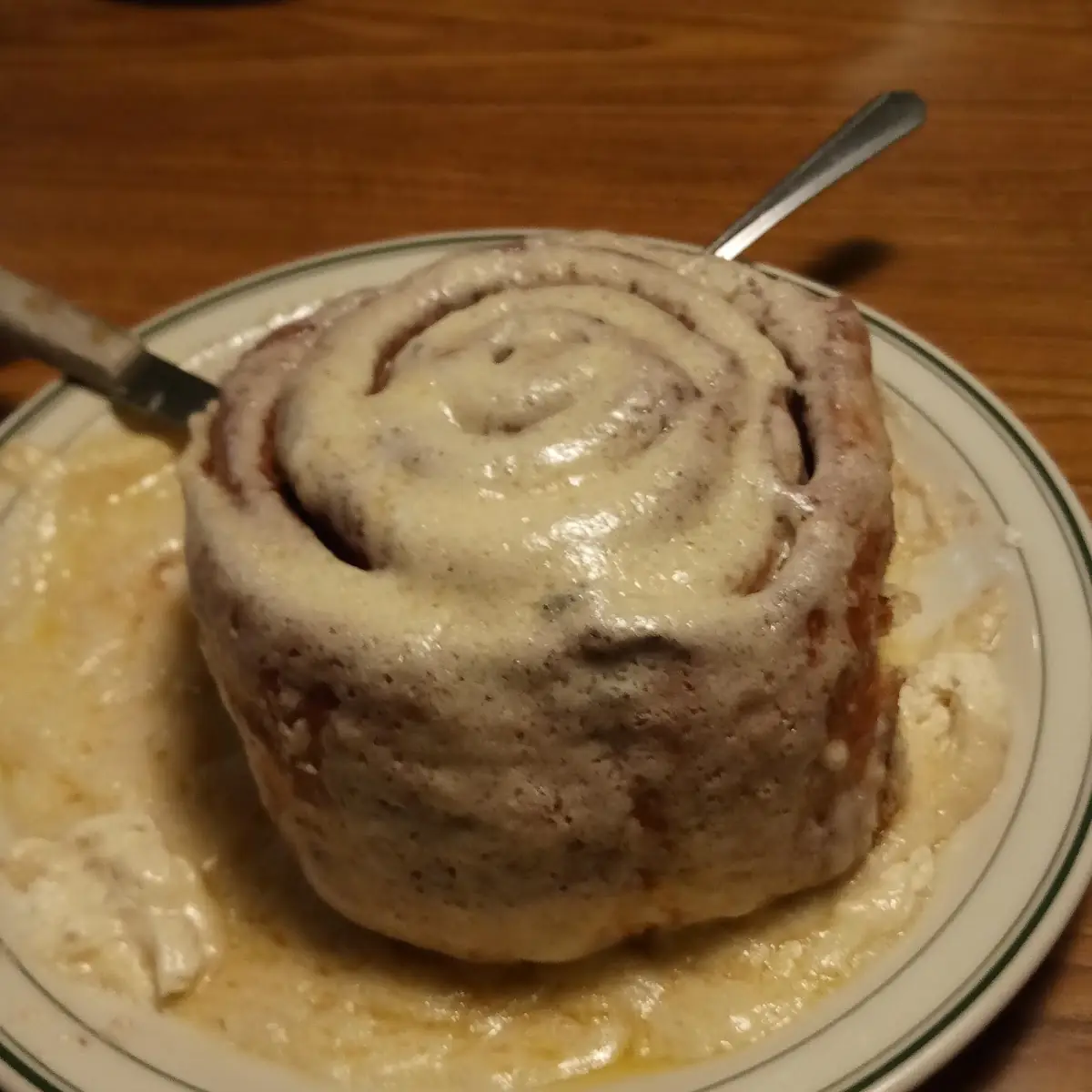 Giant Cinnamon Roll