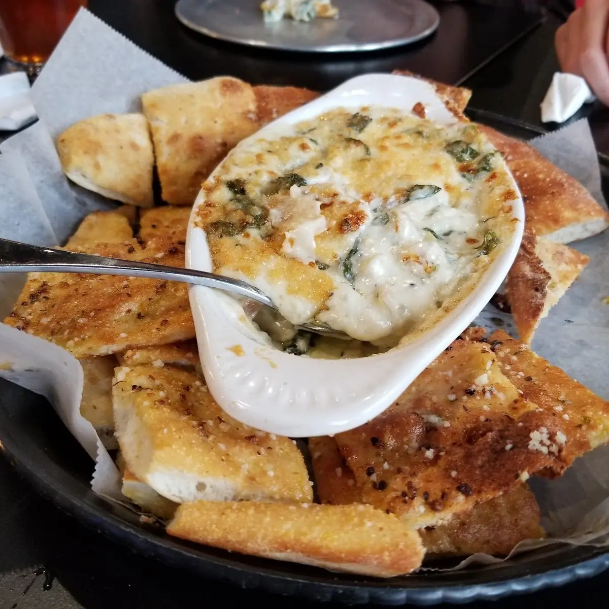 Spinach and Artichoke Dip w Bread