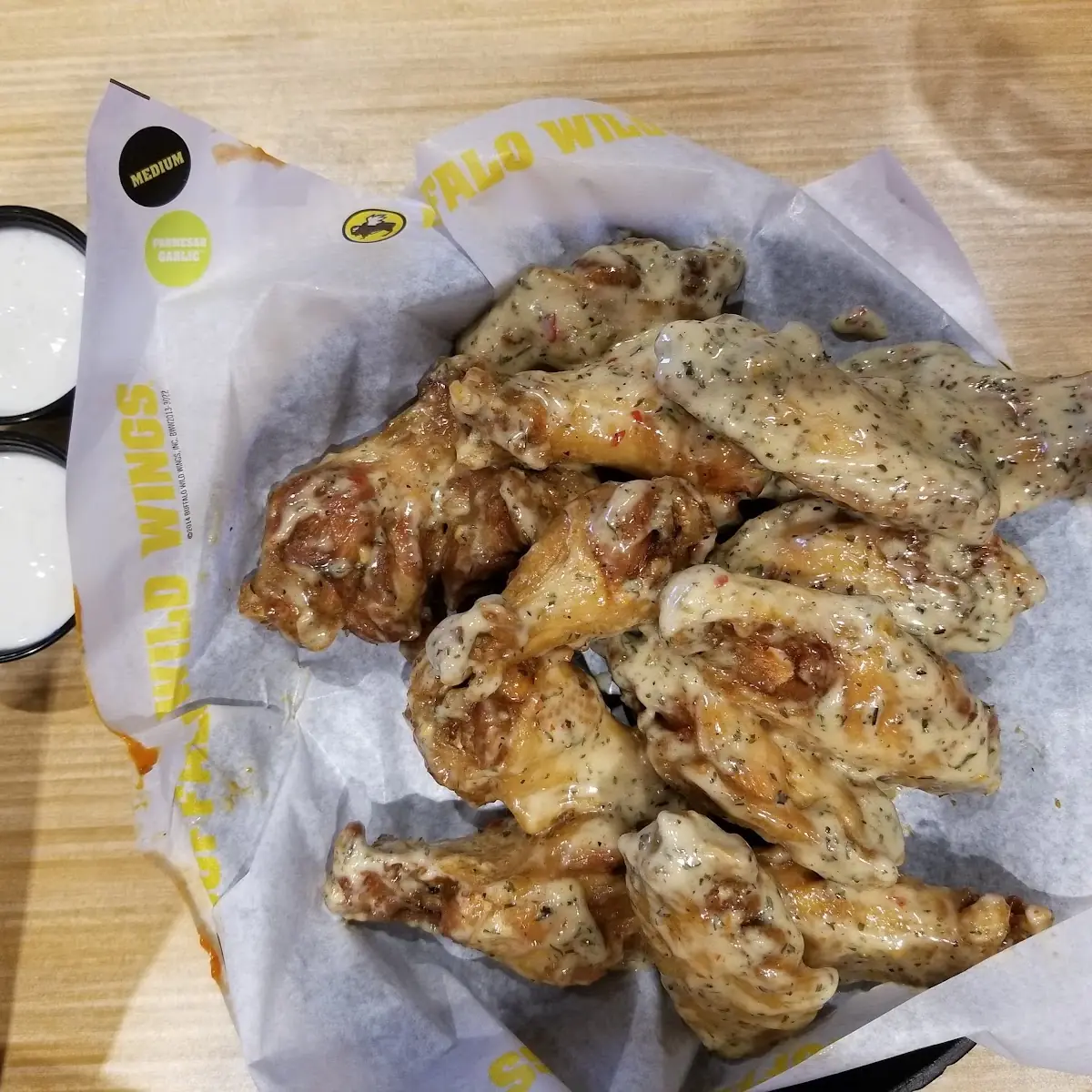 Hot Wings with Ranch Dressing