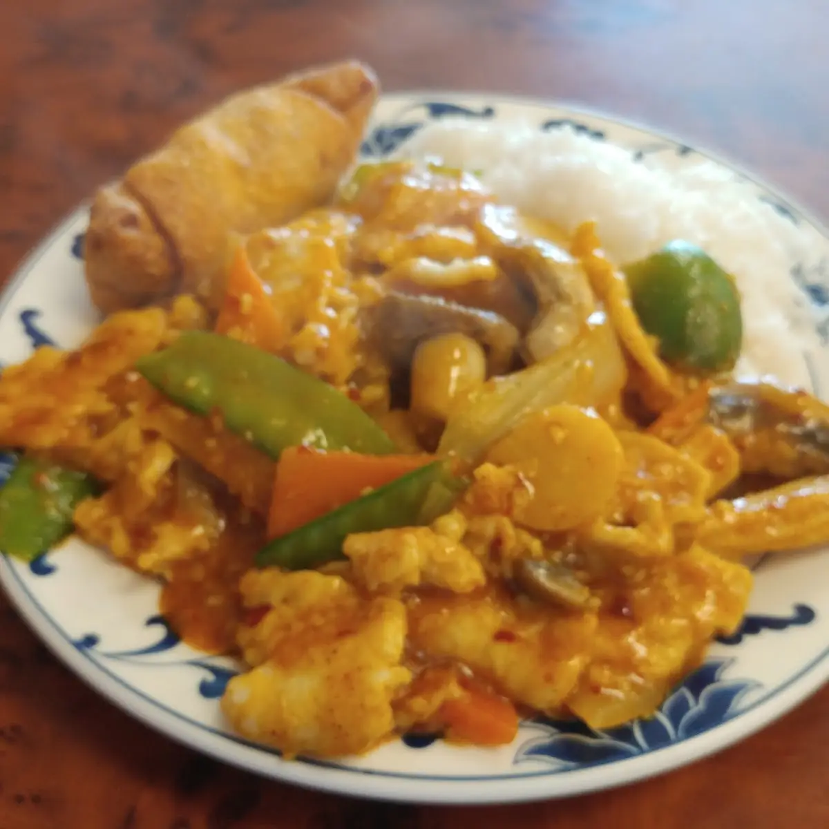 Curry Chicken with Steamed Rice
