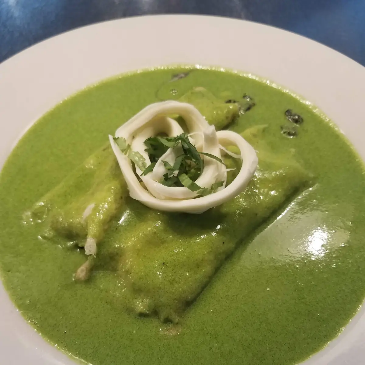 Enchiladas Verde Y Rojas