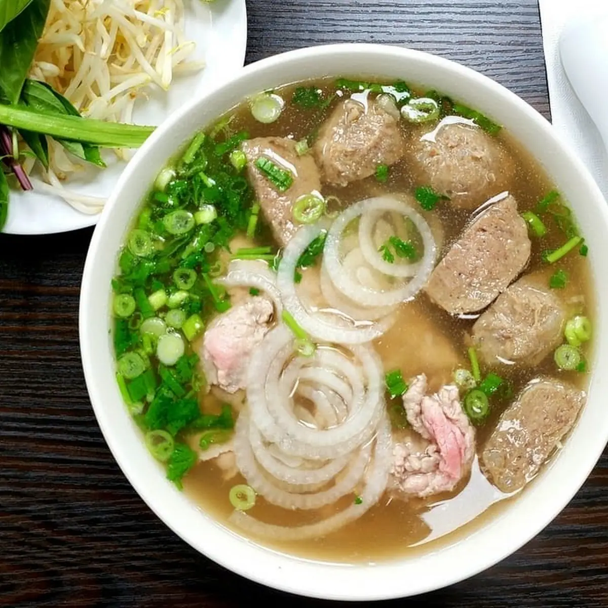 Pho DAC Biet with Fresh Noodles