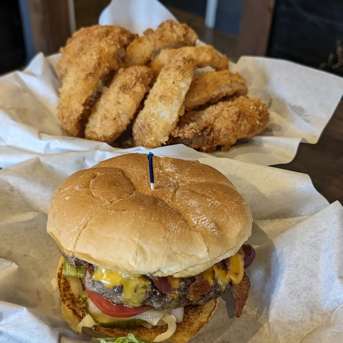 Bacon Cheese Burger w Onion Rings