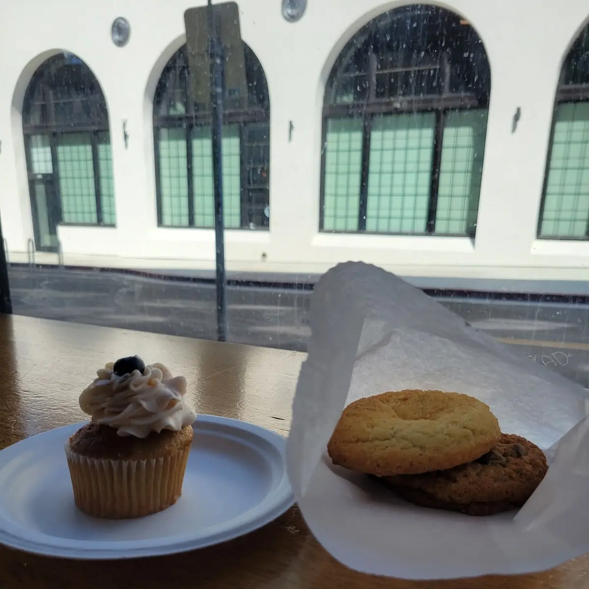 Cupcake Snickerdoodle Oatmeal Raisin Cookie