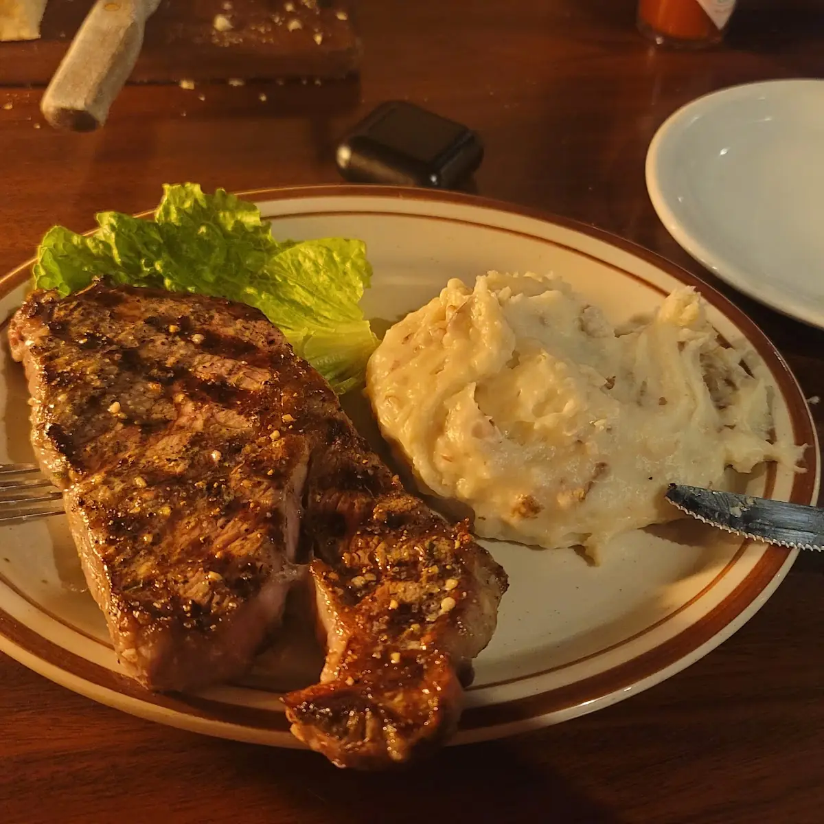 Ernies Steak House Salad