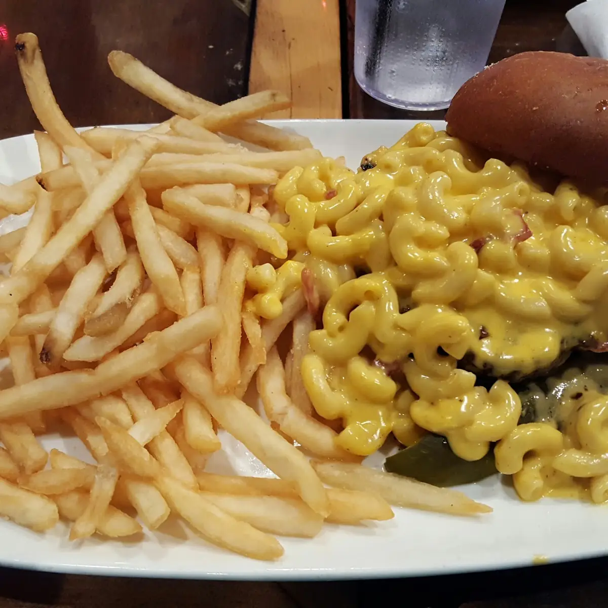 Mac N Cheese Burger