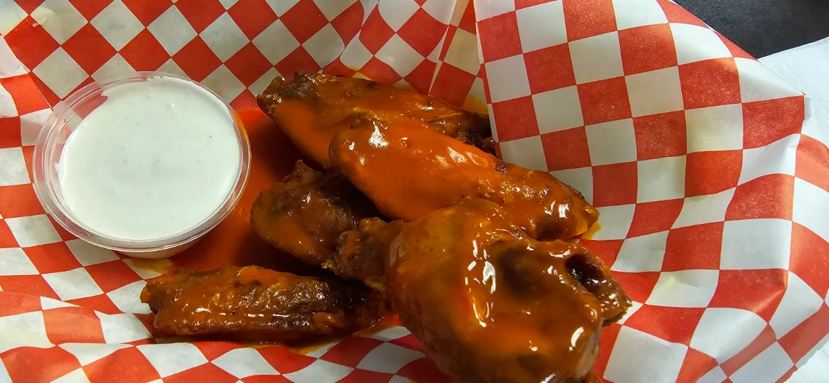 5 Buffalo Wings