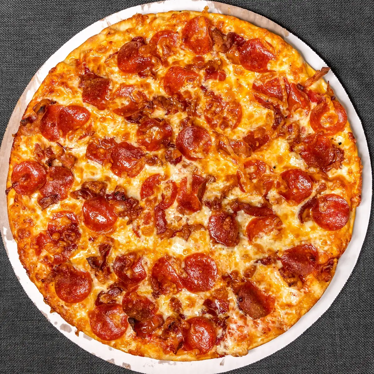 Bacon & Pepperoni Pizza