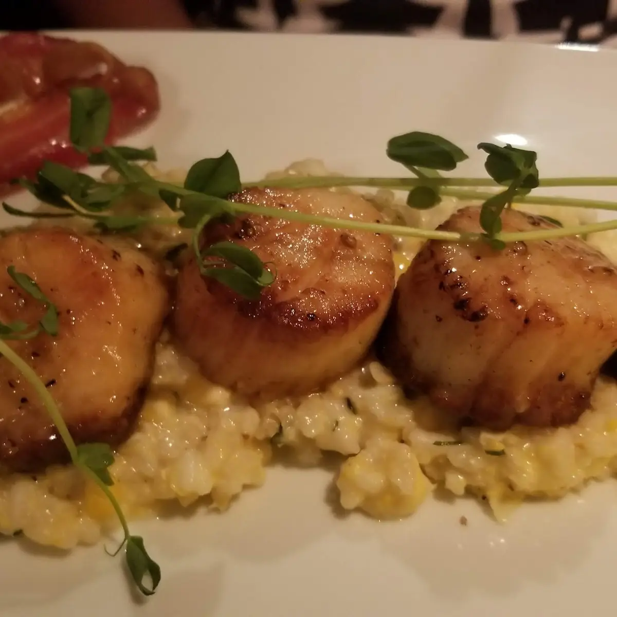 Pan Seared Sea Scallops with Sweet Corn Risotto and Bacon