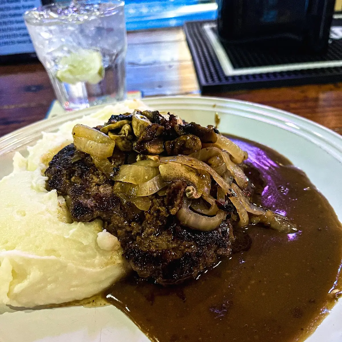 Pub Hamburger Steak