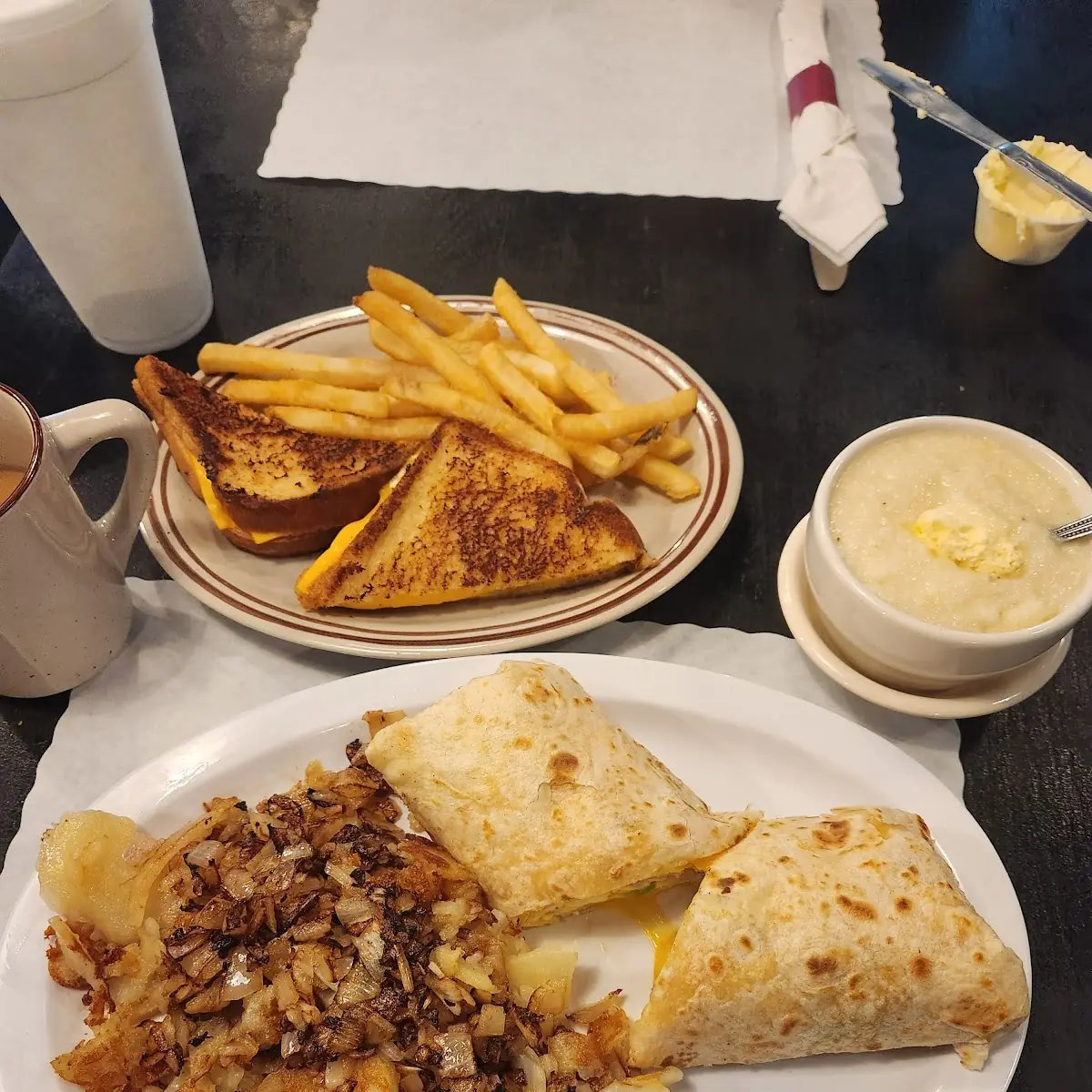 Breakfast Omelette with Hash Browns