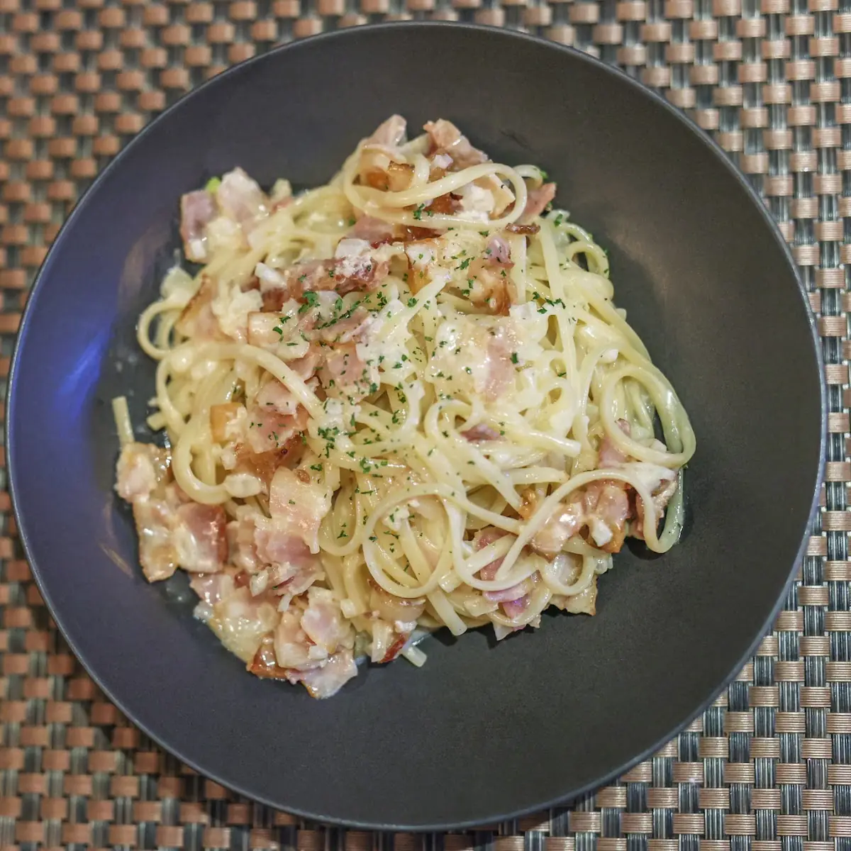 Linguini Carbonara