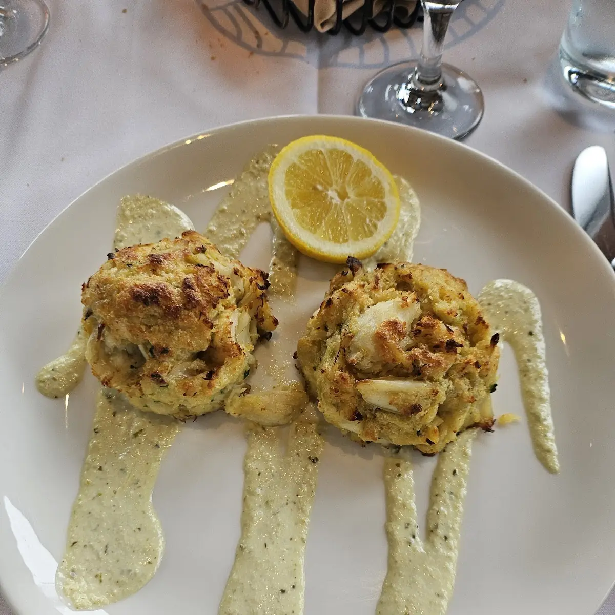 Crab Cakes with Lemon Wedge
