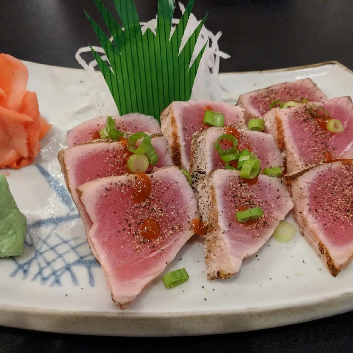 Yellow Tail w Scallion Roll