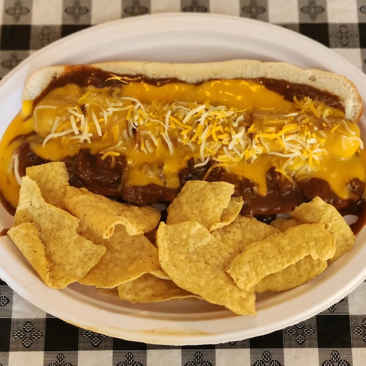 Hot Dog Foot Long Chili Cheese